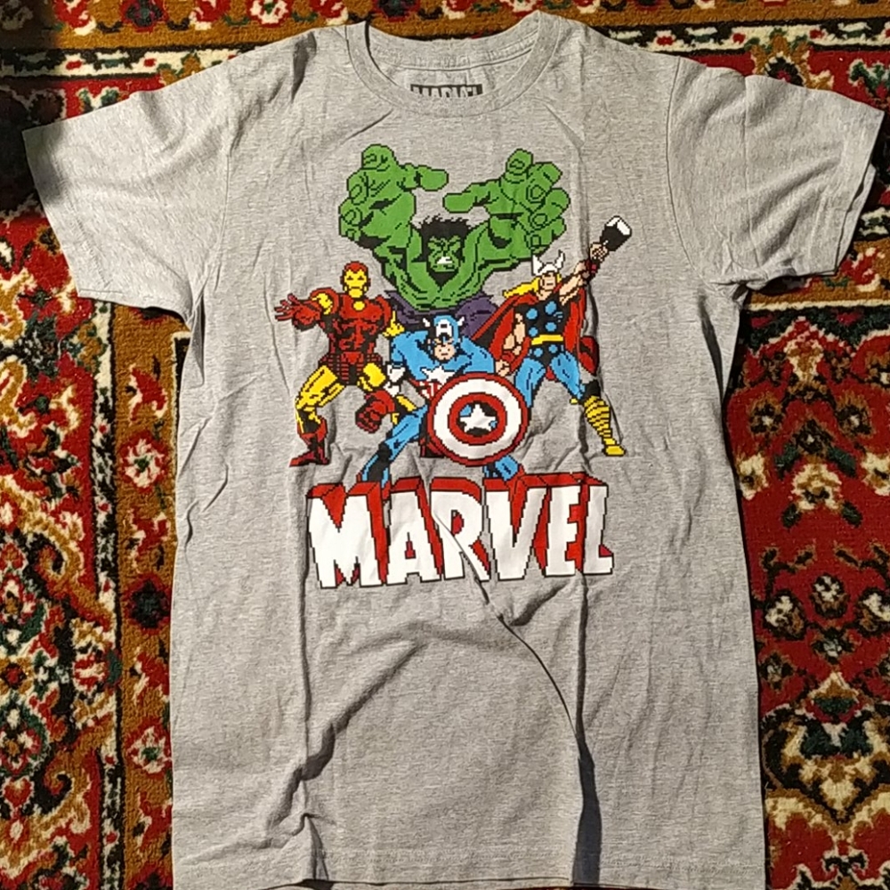 Men's Marvel Shirt Small